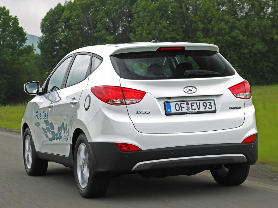  Hyundai ix35 Fuel Cell 2012 года  (фото 18 из 32)